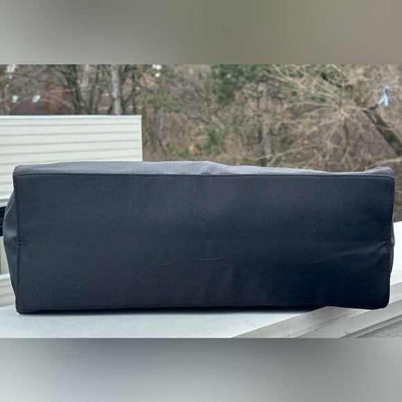 Giorgio Armani duffle bag/ Weekender bag - Picture 2 of 4